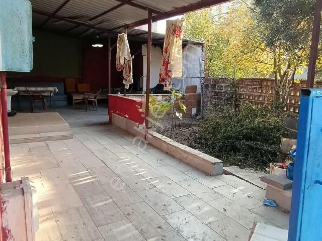 Satılık Tek Katlı Mustakil Ev Deliktaş Mevkisinde