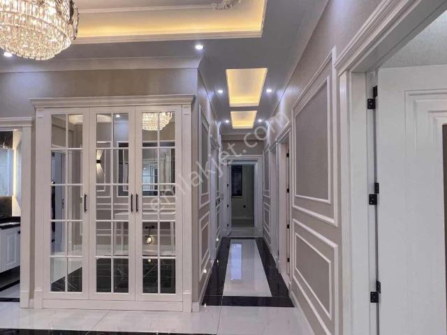 Satılık Ultra Lüx Geniş 4+1 Daire