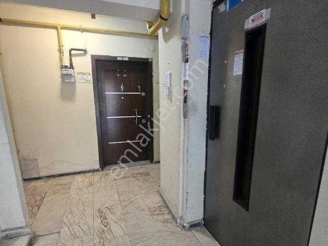 Satılık 1+1 Borazanlar'da Sağlık Müdürlüğü Arkası Kiracılı