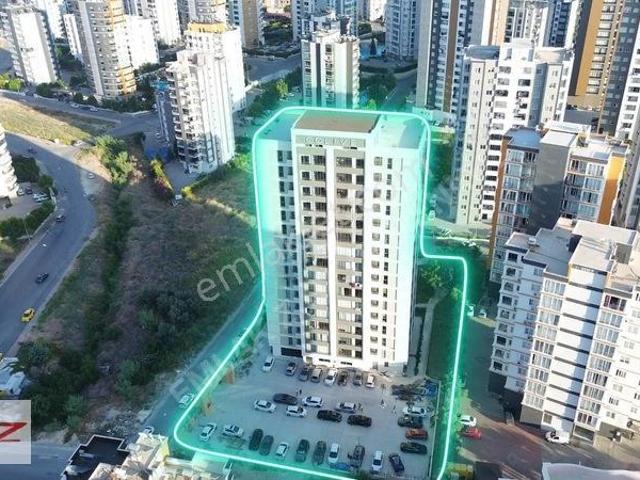 Emlak Z'den Üniversite Caddesi Prestijli Projede Sıfr Eşyalı 1+1