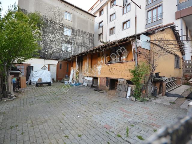 Satılık 200 M2 Sancaktepe'de Müstakil 2+1 Ev