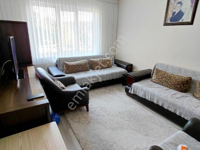 Satılık 2+1 Arakat Bakımlı Daire Gün Boyu Güneş Görmektedir