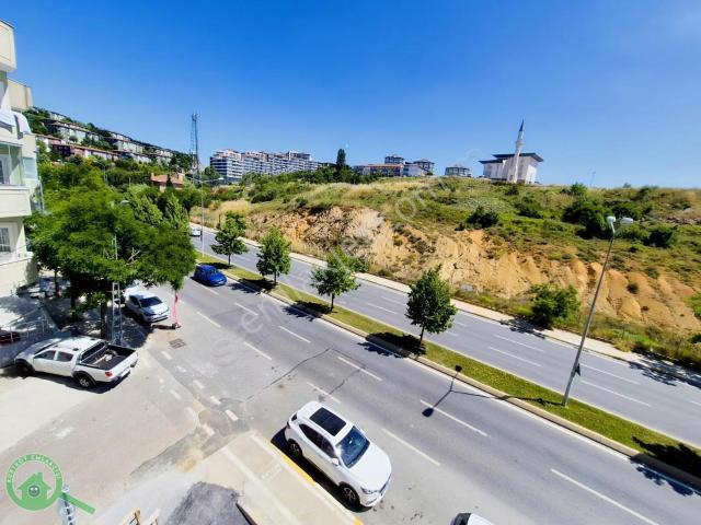 Satılık 2+1 Daire | Kurtköy Çamlık Mah. Cadde Üstü