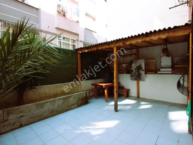 Satılık 2+1 Kamelya Keyifli Bahçe Kullanımlı Daire