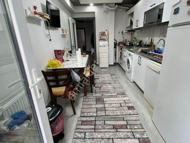 Satılık 3+1 Daire  Ara Kat  İskanlı  Kredi İmkanlı  d232