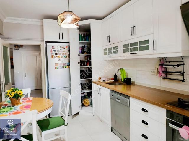 Satılık 3+1 Full Yapılı Daire Site İçinde Havuzlu
