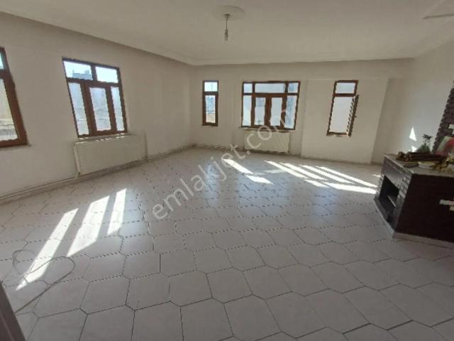 Satılık 3+1 Kooperatifler Mah Öğretmenler 1.sok Tursan Apt