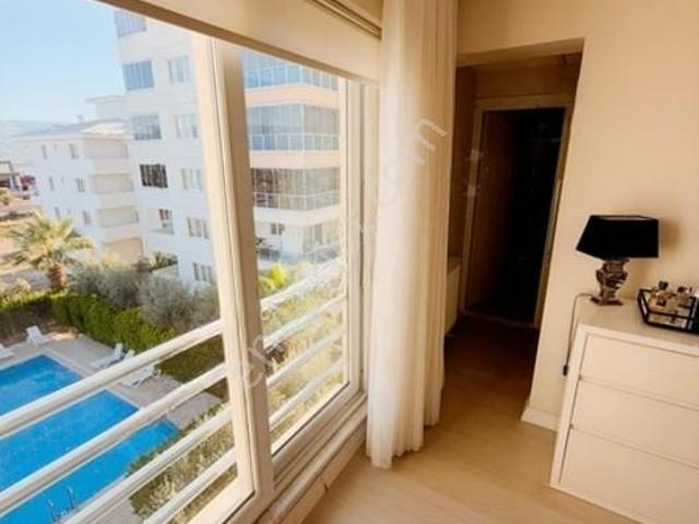 Satılık 3+1 Lüks Daire Masrafsız Temiz Bakımlı Geniş