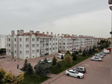Net Emlaktan Palmiye Sitesinde 3+1 Bakımlı Satılık Daire