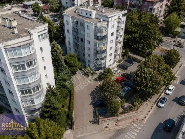 Satılık 3+1 130m2 Site İçi Daire