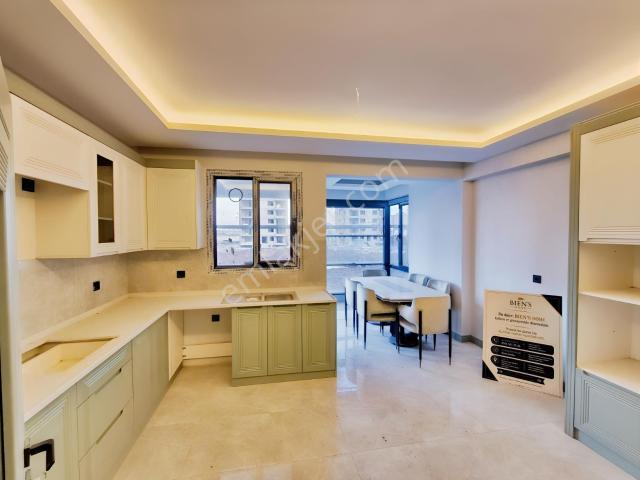 Satılık 3.5+1 Lüks Havuzlu Daire Yenişehir Dökmetaş