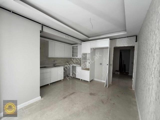 Satılık 3.5+1 Yatay Mimari Daire, 135m², Acil Fırsat!