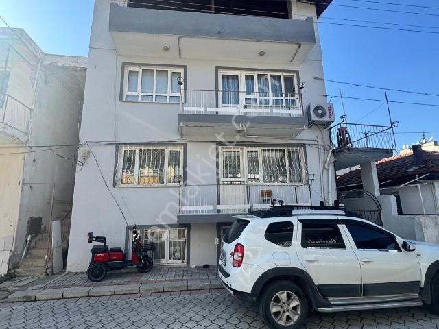 Satılık 3 Katlı Mustakil Bina Yeşilyurt Mevkisinde