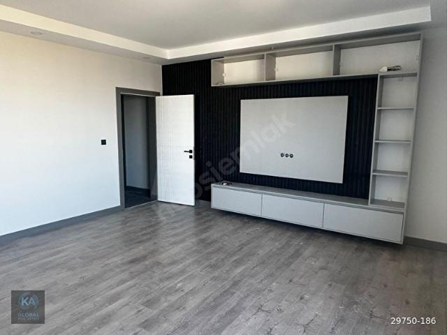 Kepez Fevzi Çakmakta Sıfır Binada 250 m 4+1 Dubleks Daire