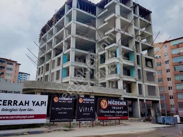 Satılık 4+1 Daire Aşağı Kayabaşı Mahallesi Onaykent Sitesinde
