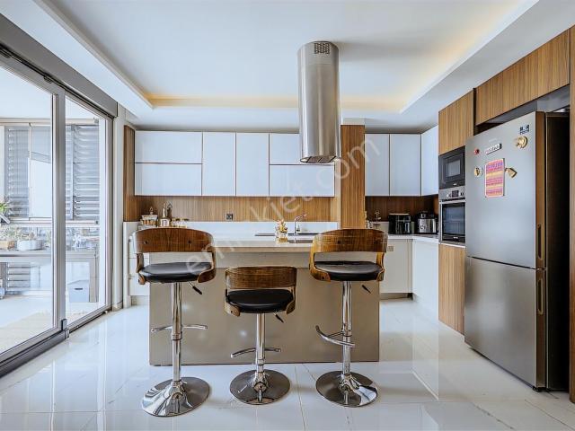 Satılık 5+1 Lüks Dubleks Daire 23 Nisan Mh. Kent Deluxe Sitesi