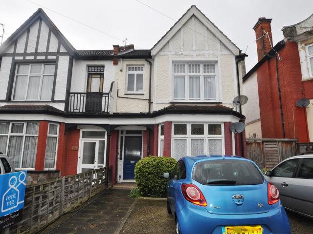 Satanita Road, Westcliff On Sea SS0, 1 bed flat to rent, £875 pcm | PrimeLocation