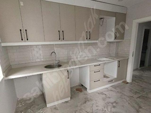 SATILIK ERENKÖY ESENTEPE MAH.2+1 AYRI MUTFAK 3.KAT SIFIR ASANSÖRLÜ DAİRE