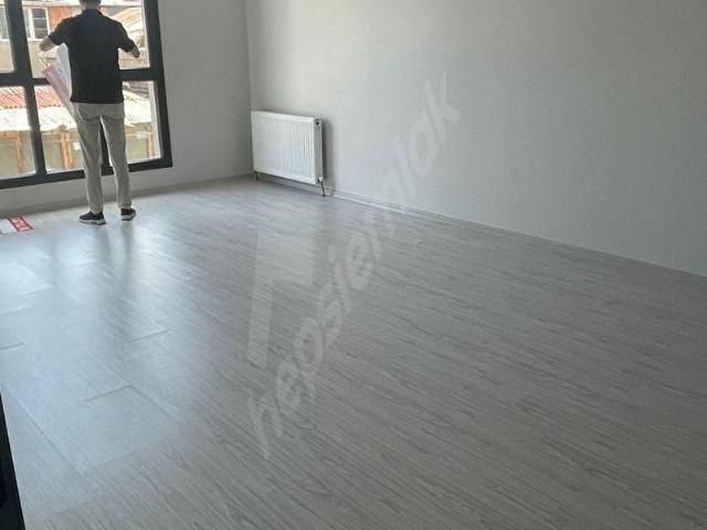 SATILIK SİTEDE SIFIR DAİRE