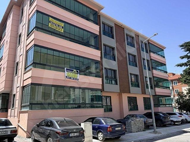 SATILIK SIFIR 4+1 149 m + 30 m KAPALI GARAJ LÜKS İŞÇİLİK