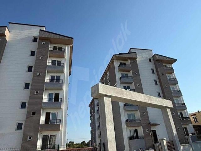 SATILIK 2+1 SIFIR DAİRE HAVUZLU SİTE SERİK YENİ MAHALLE