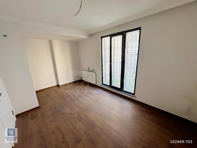 SATILIK 2+1 TERS DUBLEKS DAİRE ŞEHİR MERKEZİNE ÇOK YAKIN