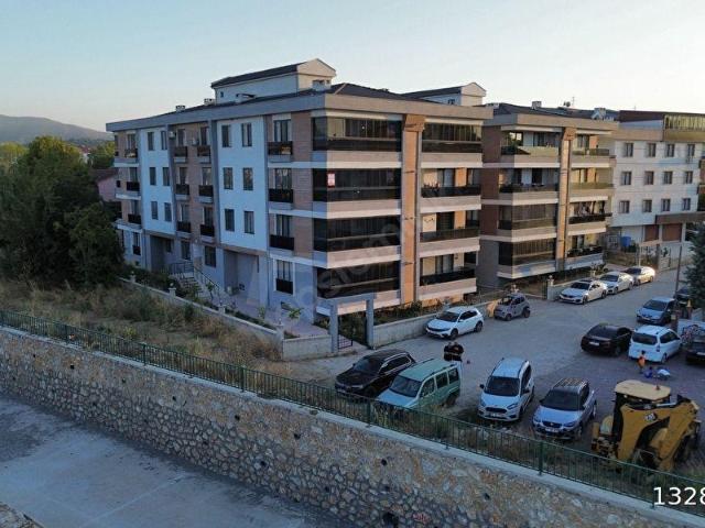 SATILIK 3+1 SIFIR EBEVEYN BANYOLU DAİRE