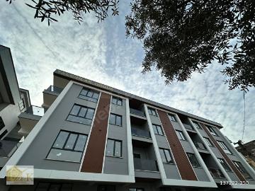 SATILIK 3x1 GİRİŞ KATTA EBEVNY BANYOLU SATILIK DAİRE
