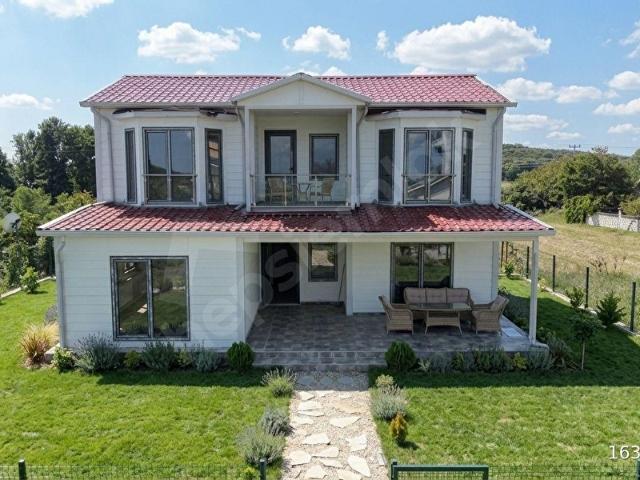 SATILIK 4+1 MÜSTAKİL GENİŞ BAHÇELİ DUBLEKS VİLLA GÖLE 500MT