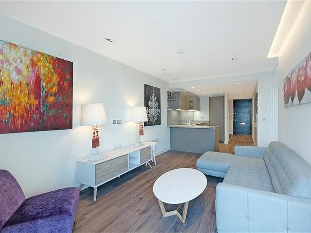 Satin House, 15 Piazza Walk, London E1, 2 bed flat to rent, £3,750 pcm | PrimeLocation
