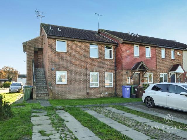 Satis Avenue, Sittingbourne ME10 Studio to rent £795 pcm £183 pw