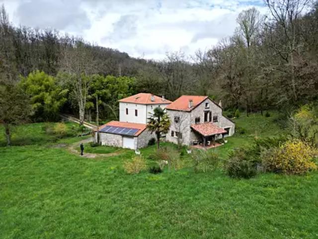Sauvagnas 47340 Achat / Vente maison 7 pièces t7 au dernier étage