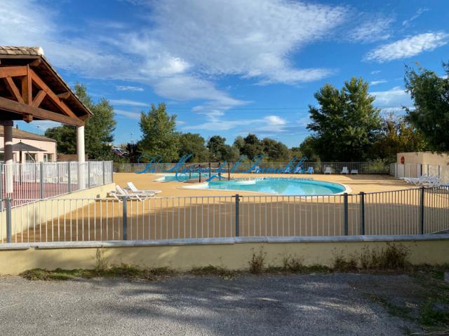SAUVE, maison F3 avec terrasse dans résidence de tourisme av