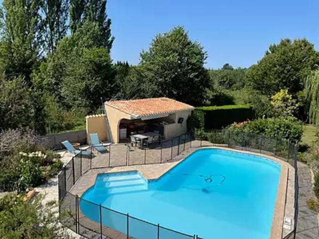 Sauveterre de Guyenne 33540 Achat / Vente maison 7 pièces t7 piscine jardin