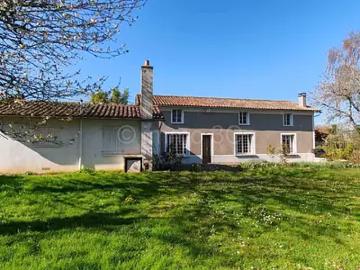 Sauzé Vaussais 79190 Achat / Vente maison 5 pièces t5 cave