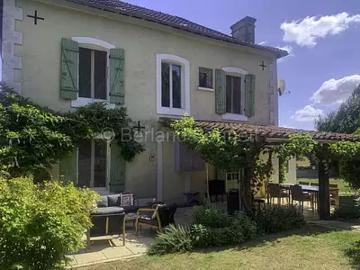 Sauzé Vaussais 79190 Achat / Vente maison 5 pièces t5 piscine jardin