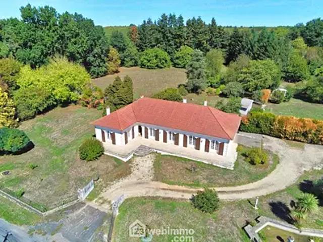 Sauzé Vaussais 79190 Achat / Vente maison 9 pièces t9 parking