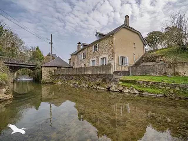 Saucède 64400 Achat / Vente maison 7 pièces t7 parking