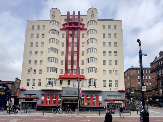 Sauchiehall Street, City Centre. Studio to rent £950 pcm £219 pw