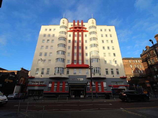 Sauchiehall Street, Glasgow G2 2 bed flat to rent £1,550 pcm £358 pw