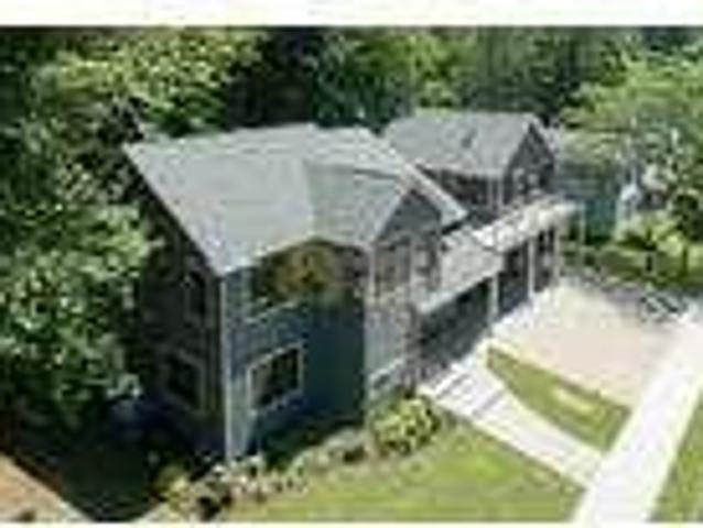 Saugatuck 5 bedroom new house