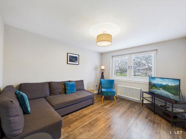 Saughton Road, Saughton, Edinburgh EH11, 3 bed flat to rent, £1,495 pcm | PrimeLocation