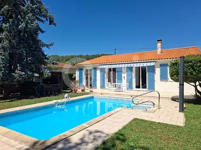 Saujon 17600 Achat / Vente maison 4 pièces t4 piscine jardin