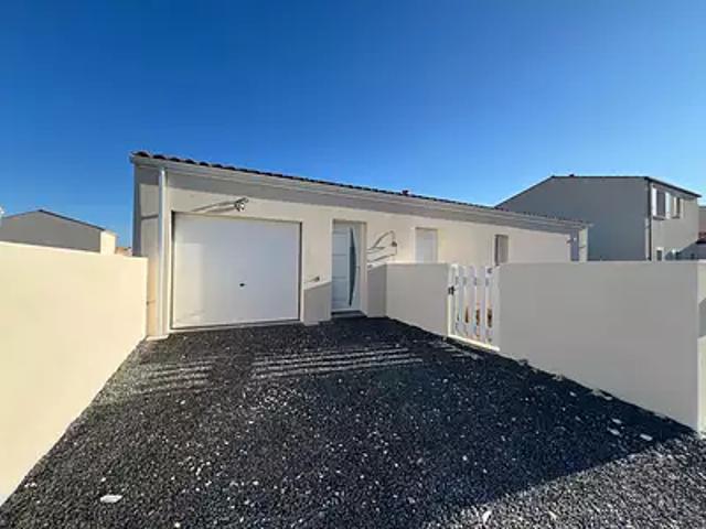 Saujon 17600 Location maison 4 pièces t4 au dernier étage