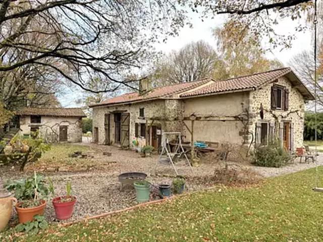 Saulgond 16420 Achat / Vente maison