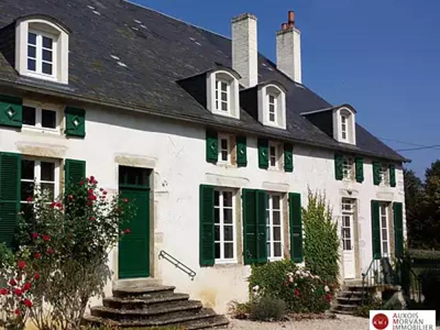 Saulieu 21210 Achat / Vente maison 7 pièces t7 piscine