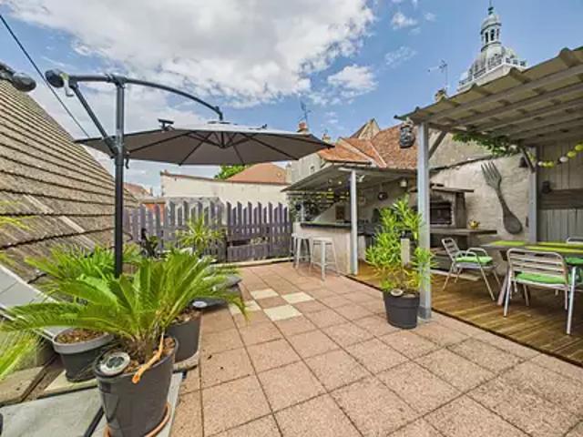 Saulieu 21210 Achat / Vente maison 9 pièces t9