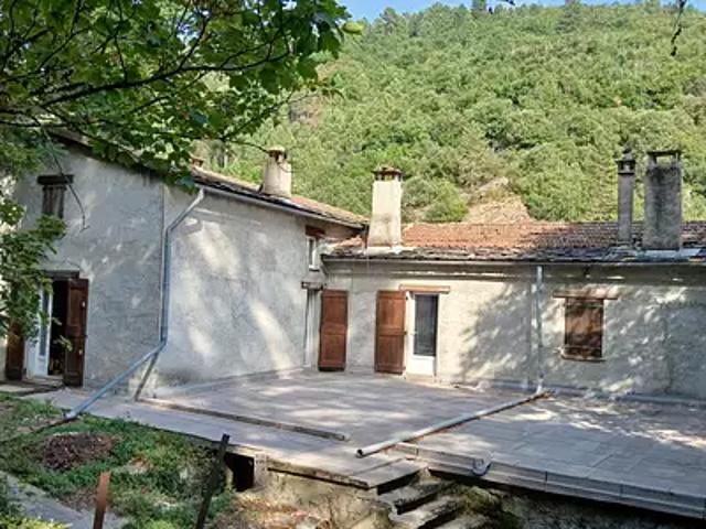 Saumane 30125 Achat / Vente maison 7 pièces t7
