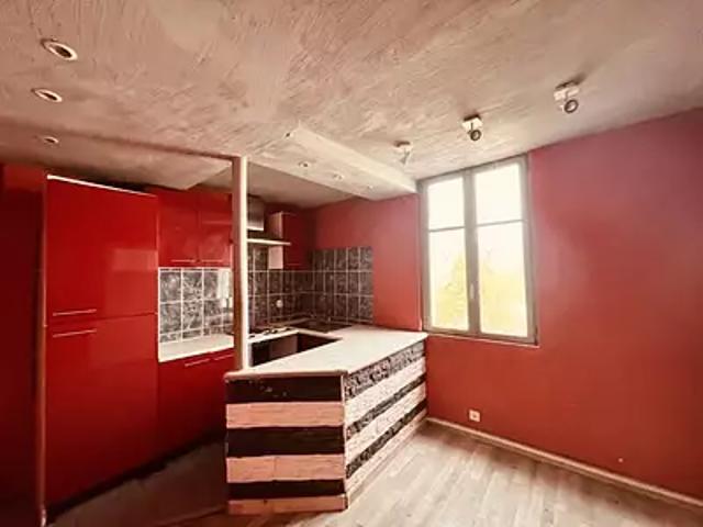 Saumur 49400 Achat / Vente appartement 2 pièces t2 au dernier étage