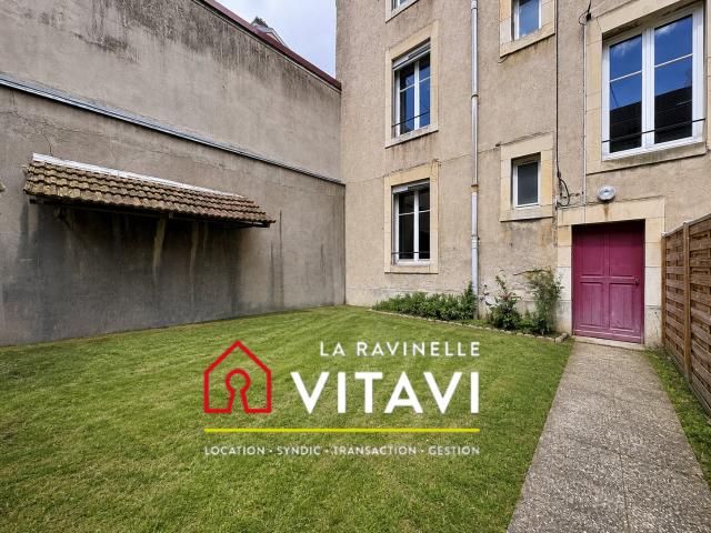 Saurupt: Appartement T2 de 45 m2 en RDC surélevé avec grand jardin
